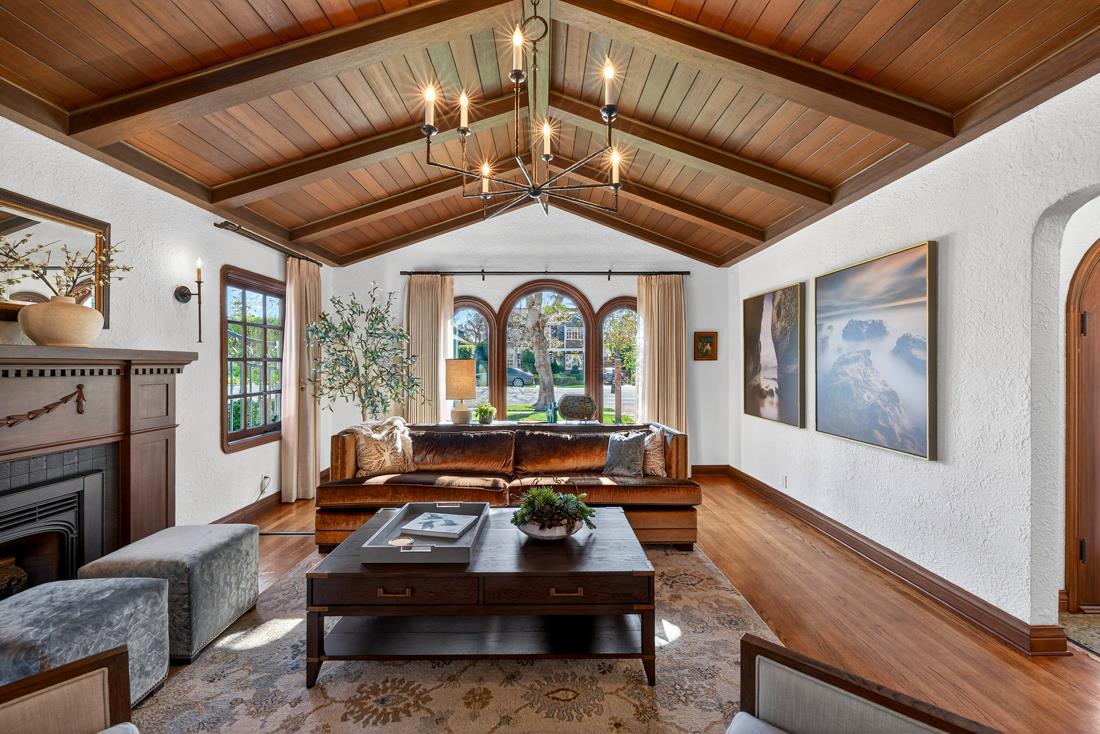 Detail Gallery Image 11 of 44 For 668 Morse St, San Jose,  CA 95126 - 4 Beds | 2 Baths