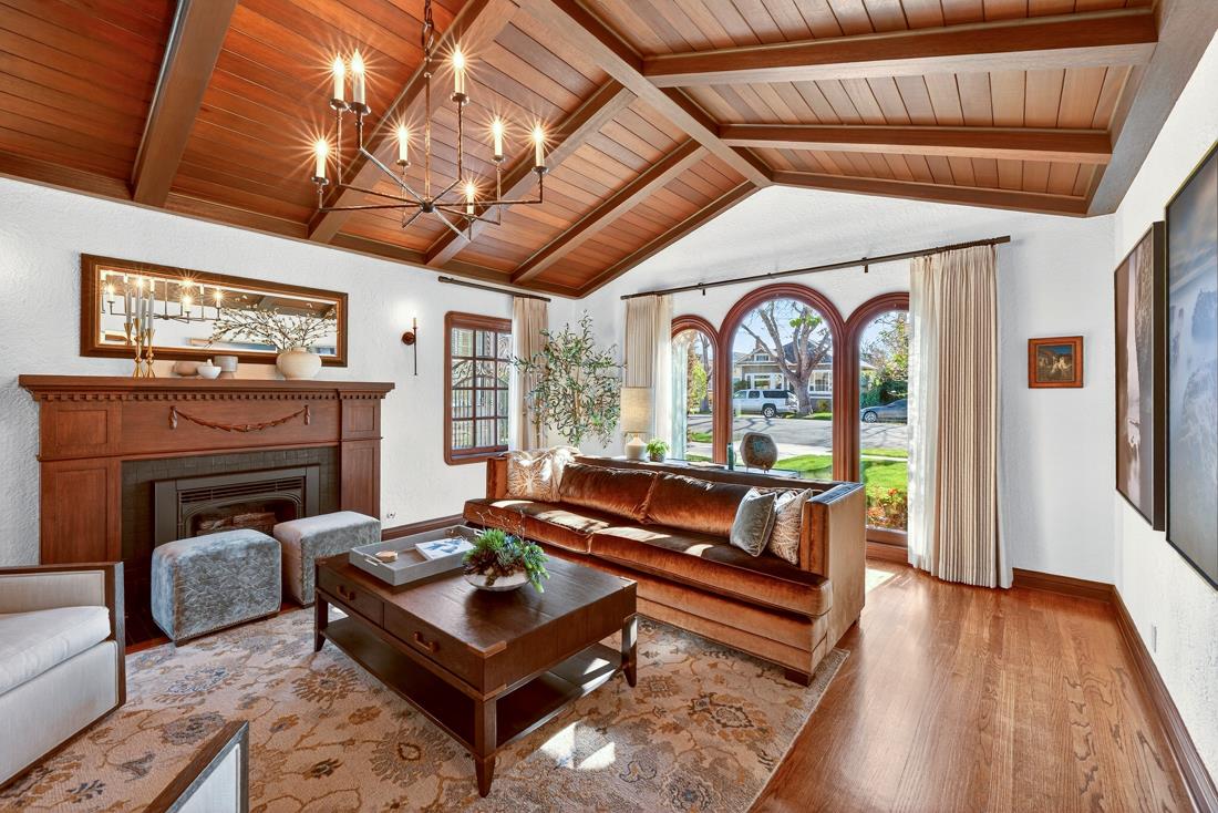 Detail Gallery Image 12 of 44 For 668 Morse St, San Jose,  CA 95126 - 4 Beds | 2 Baths