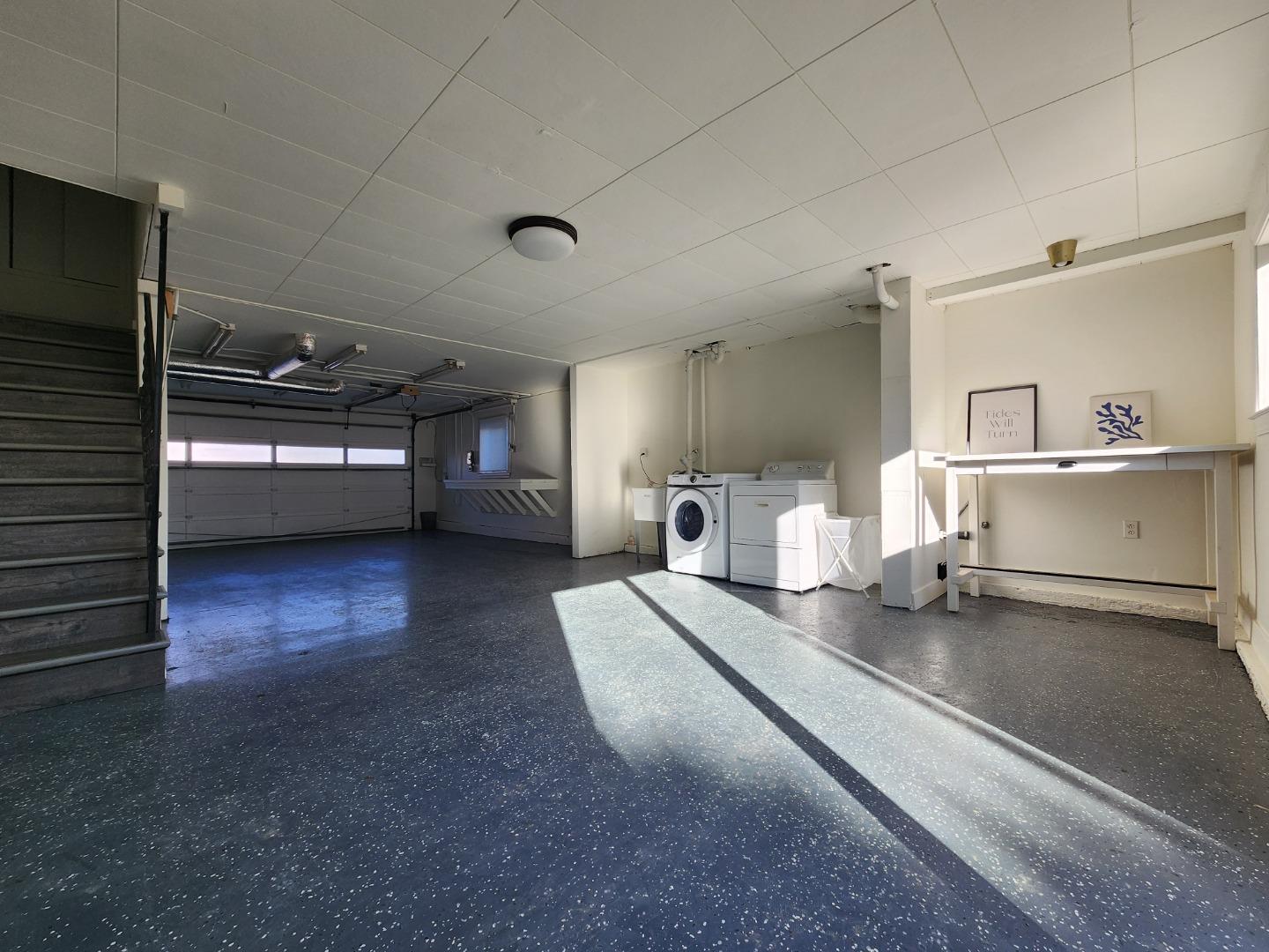 Detail Gallery Image 2 of 6 For 2209 Hamilton Ave, San Bruno,  CA 94066 - 3 Beds | 2 Baths