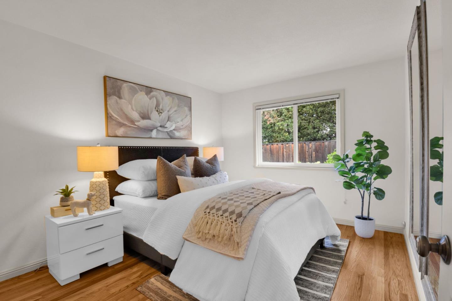 Detail Gallery Image 16 of 30 For 1124 Elmsford Dr, Cupertino,  CA 95014 - 3 Beds | 2/1 Baths