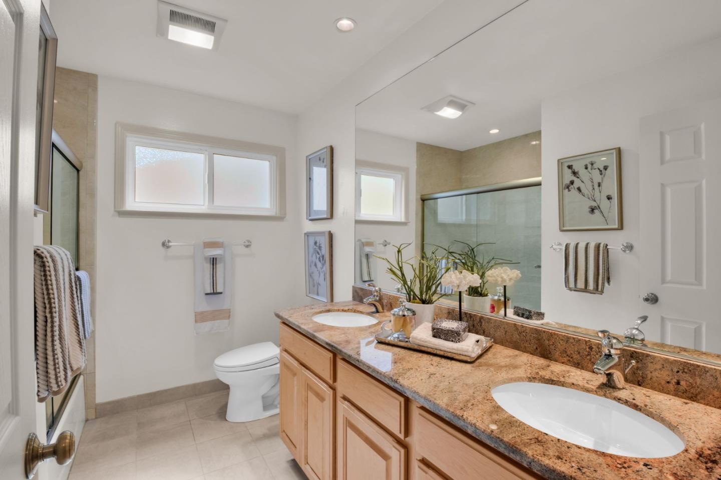 Detail Gallery Image 21 of 30 For 1124 Elmsford Dr, Cupertino,  CA 95014 - 3 Beds | 2/1 Baths