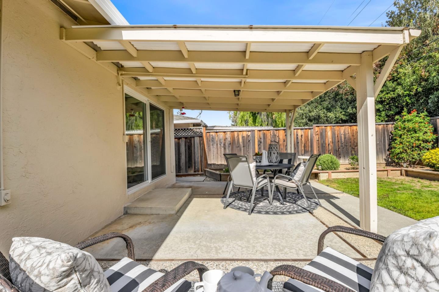 Detail Gallery Image 30 of 30 For 1124 Elmsford Dr, Cupertino,  CA 95014 - 3 Beds | 2/1 Baths