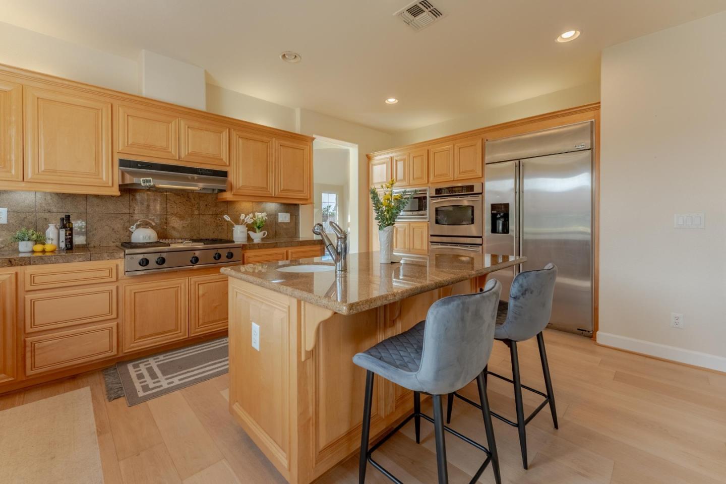 Detail Gallery Image 12 of 60 For 3666 Santa Croce Ct, San Jose,  CA 95148 - 4 Beds | 3 Baths