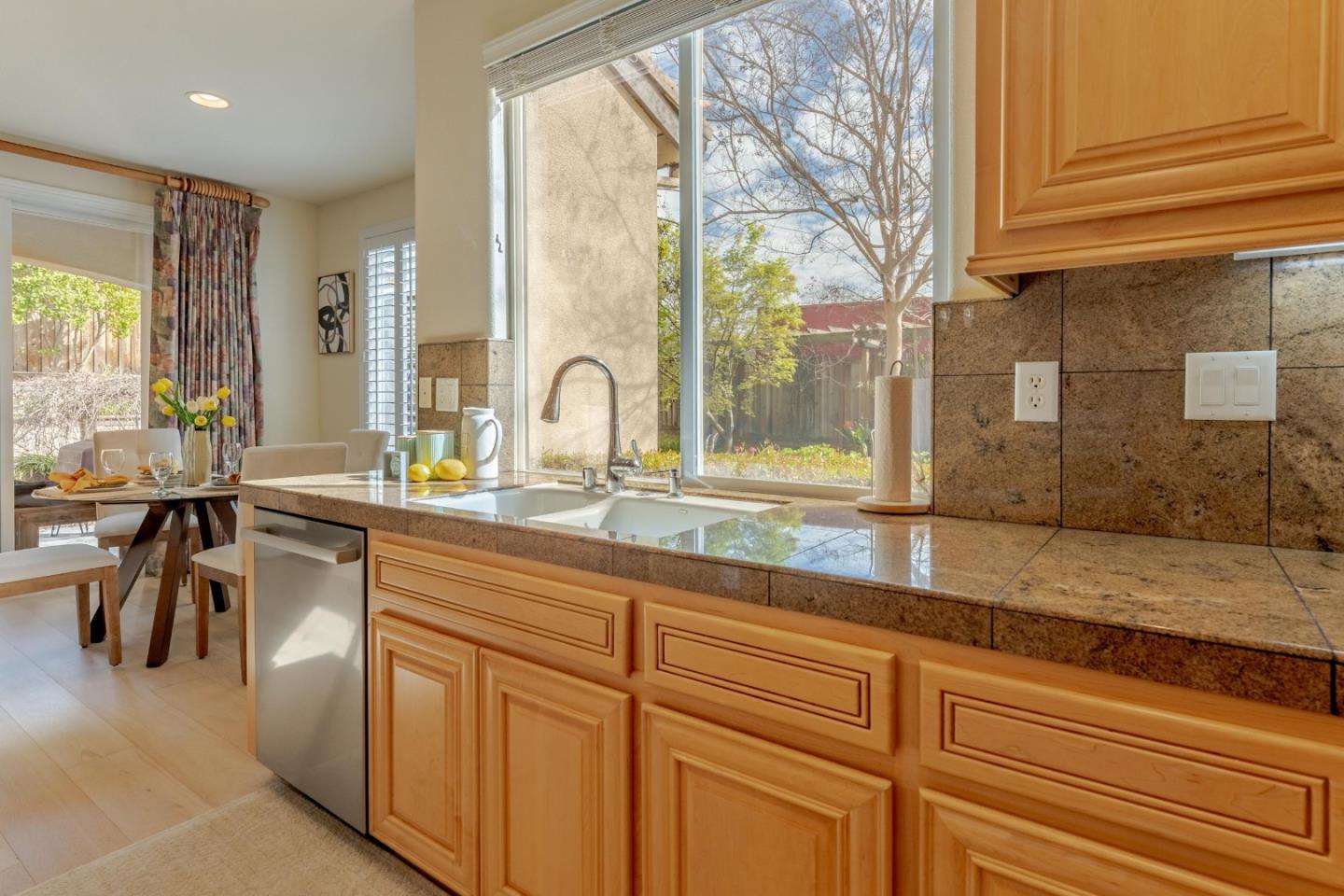 Detail Gallery Image 13 of 60 For 3666 Santa Croce Ct, San Jose,  CA 95148 - 4 Beds | 3 Baths