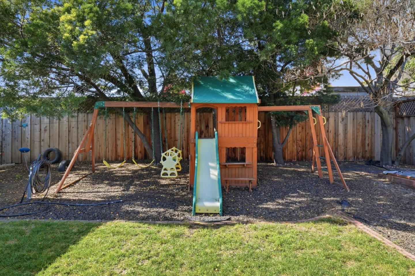 Detail Gallery Image 22 of 25 For 1155 Shamrock Dr, Campbell,  CA 95008 - 3 Beds | 1 Baths