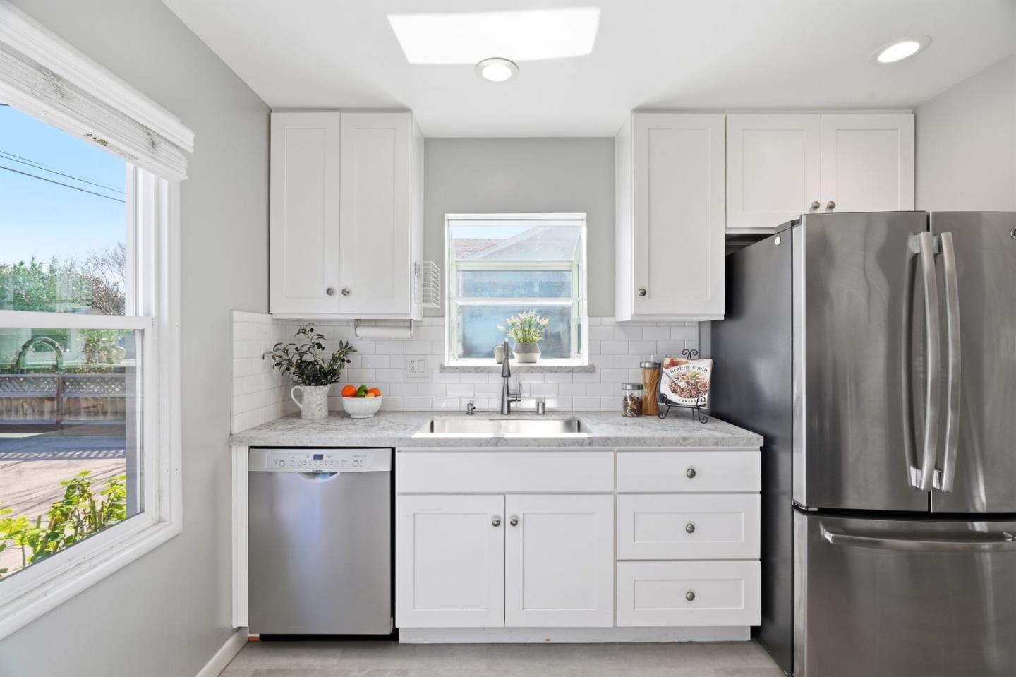 Detail Gallery Image 8 of 25 For 1155 Shamrock Dr, Campbell,  CA 95008 - 3 Beds | 1 Baths