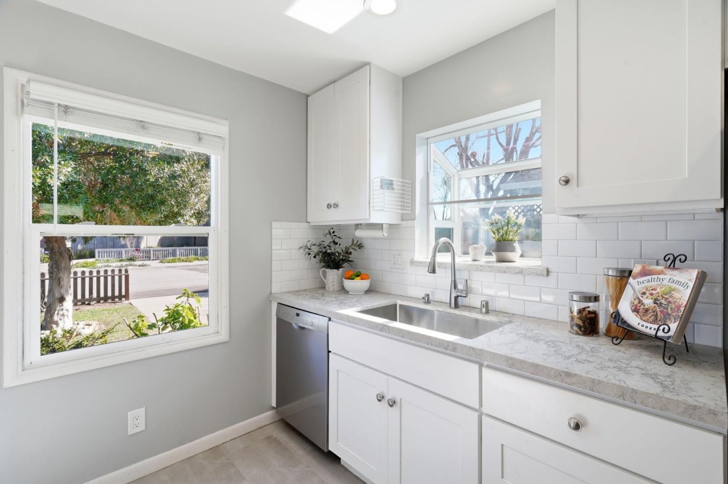 Detail Gallery Image 9 of 25 For 1155 Shamrock Dr, Campbell,  CA 95008 - 3 Beds | 1 Baths