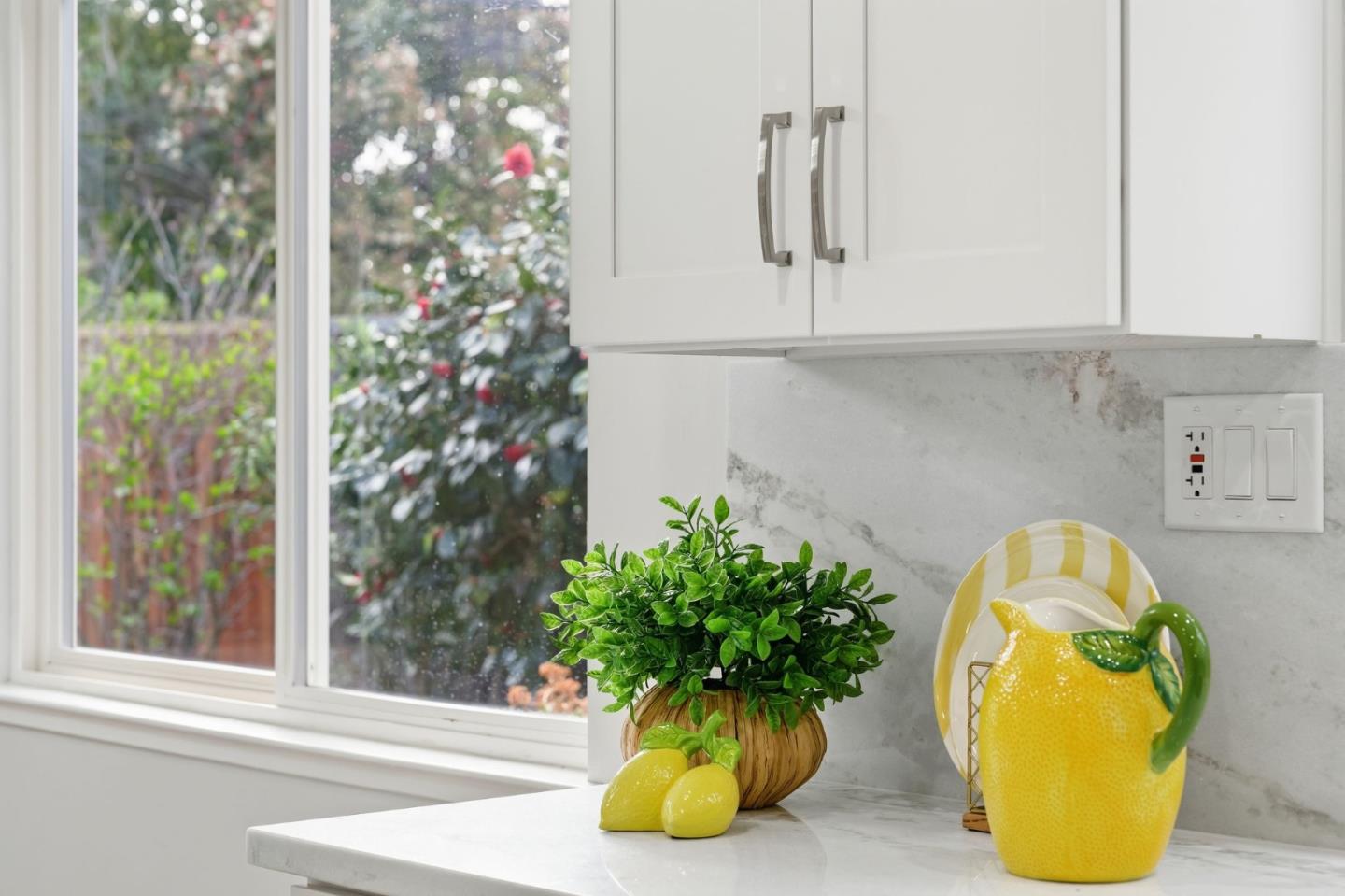 Detail Gallery Image 16 of 49 For 1784 Kimberly Dr, Sunnyvale,  CA 94087 - 3 Beds | 2 Baths