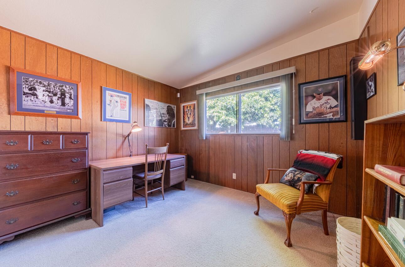 Detail Gallery Image 33 of 42 For 840 Hastings Ave, Salinas,  CA 93901 - 4 Beds | 2 Baths