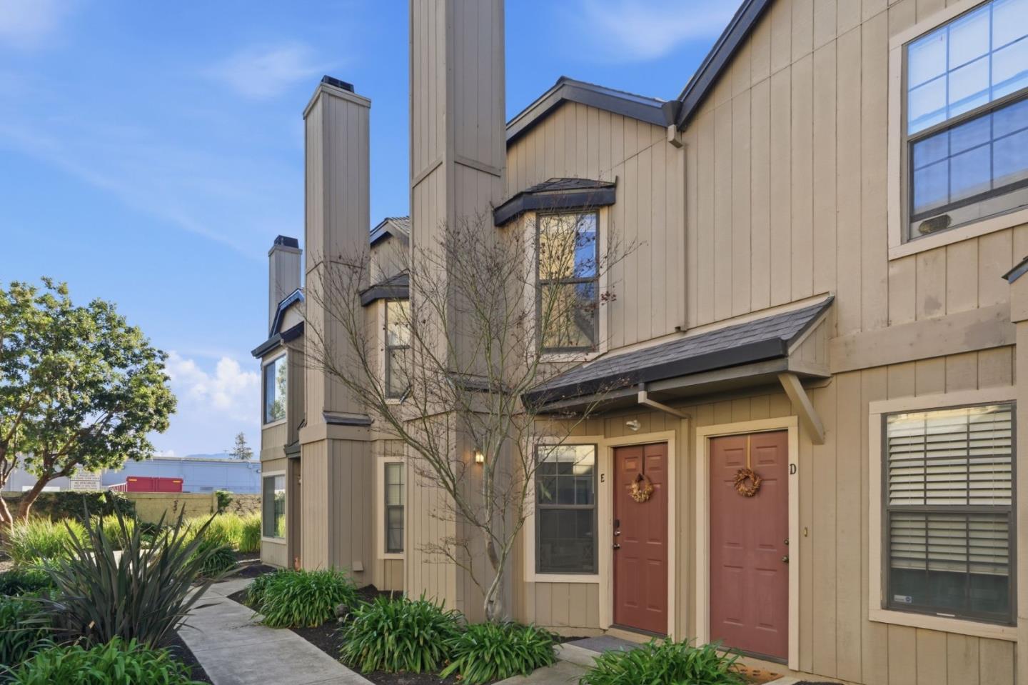 Detail Gallery Image 2 of 43 For 251 Gibson Dr #E-54,  Hollister,  CA 95023 - 2 Beds | 1/1 Baths