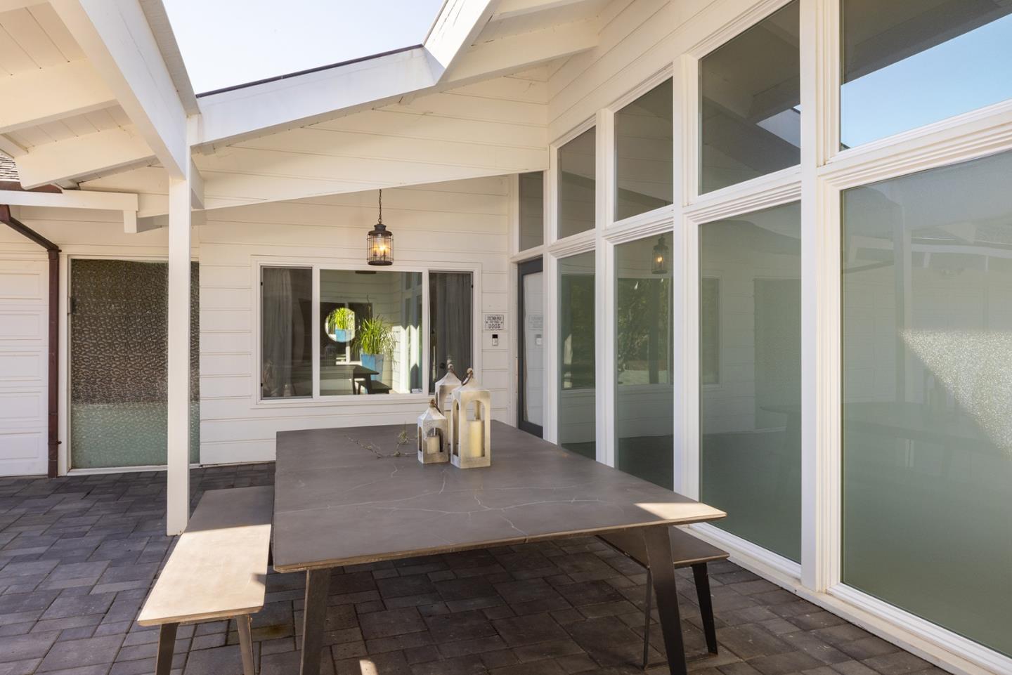 Detail Gallery Image 5 of 34 For 532 Bayview Dr, Aptos,  CA 95003 - 3 Beds | 3 Baths