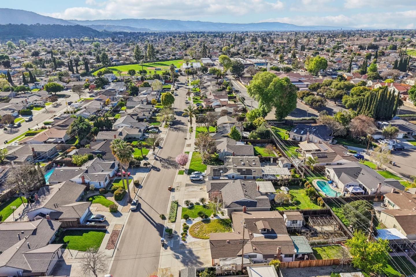 Detail Gallery Image 31 of 35 For 481 Sioux Ln, San Jose,  CA 95123 - 3 Beds | 2 Baths