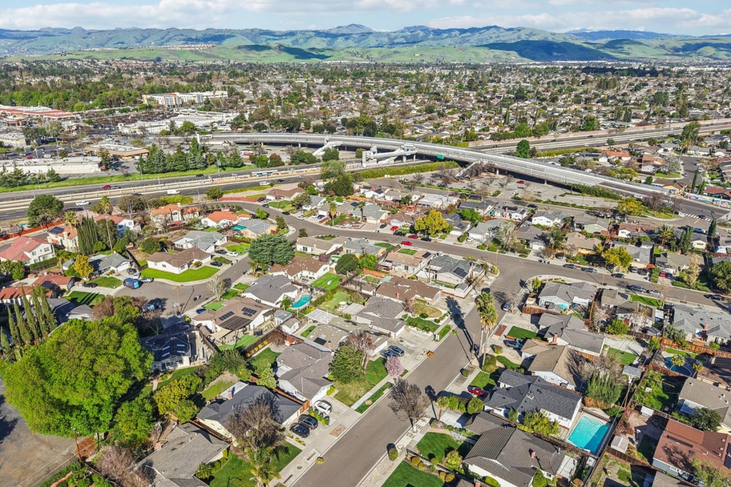 Detail Gallery Image 33 of 35 For 481 Sioux Ln, San Jose,  CA 95123 - 3 Beds | 2 Baths