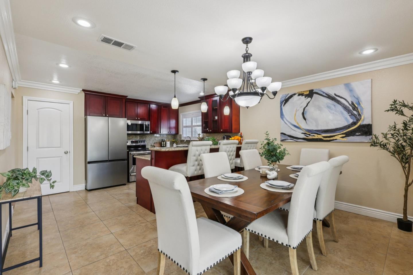 Detail Gallery Image 7 of 35 For 481 Sioux Ln, San Jose,  CA 95123 - 3 Beds | 2 Baths