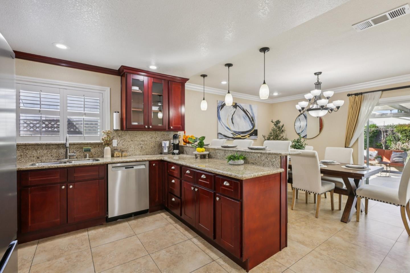 Detail Gallery Image 8 of 35 For 481 Sioux Ln, San Jose,  CA 95123 - 3 Beds | 2 Baths