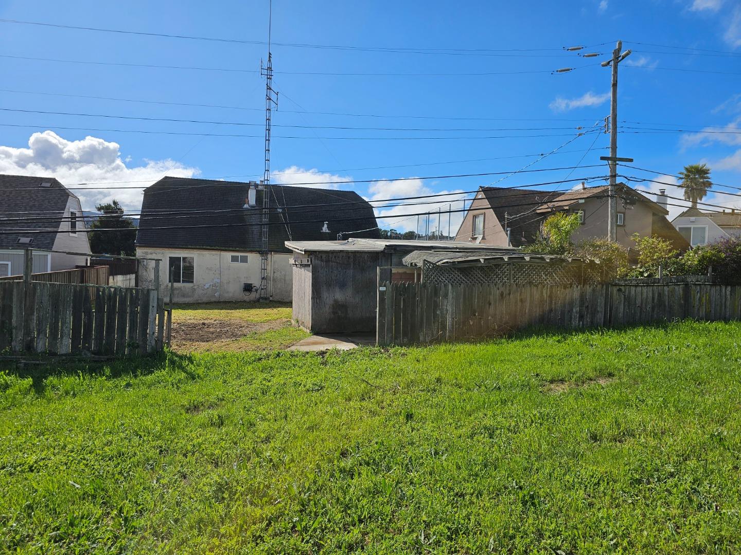 Detail Gallery Image 3 of 3 For 105 Francisco Dr, South San Francisco,  CA 94080 - 3 Beds | 1 Baths