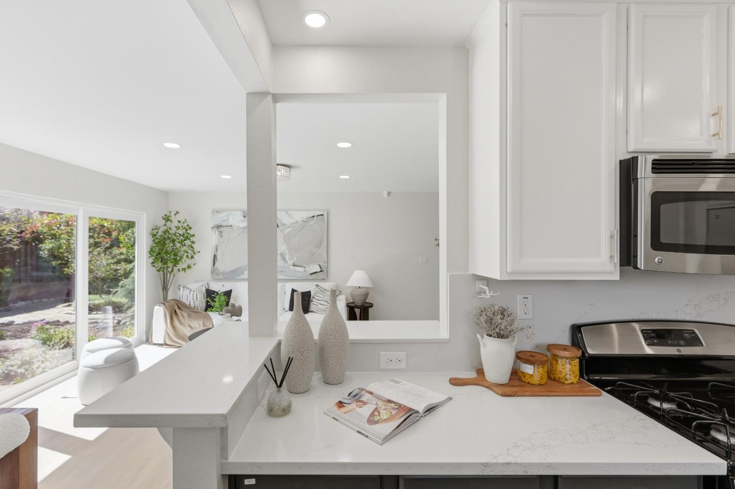 Detail Gallery Image 27 of 59 For 2242 Cabrillo Ave, Santa Clara,  CA 95050 - 3 Beds | 2 Baths