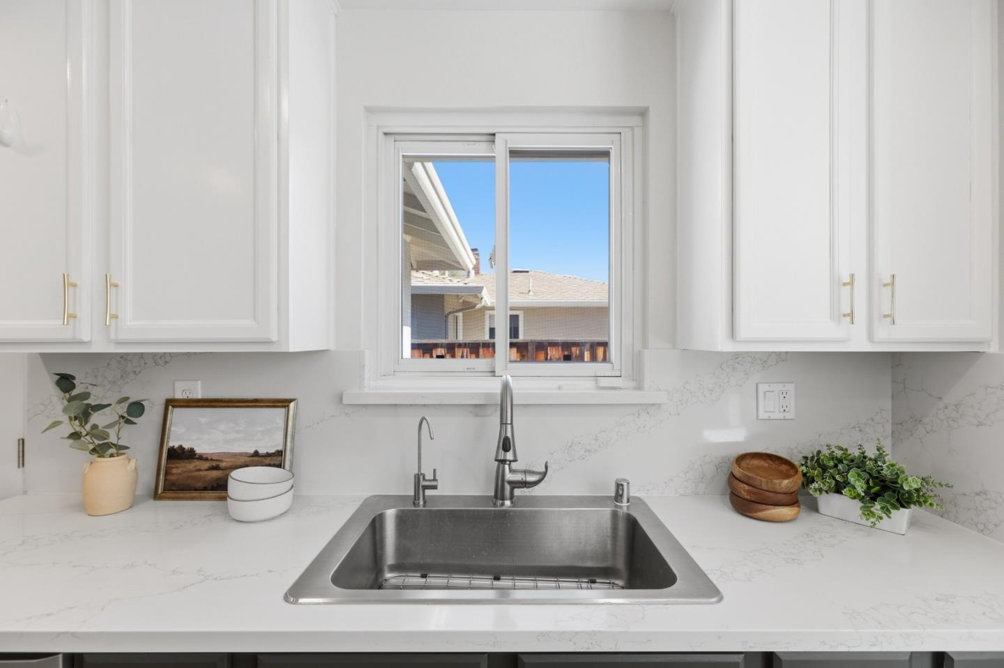 Detail Gallery Image 28 of 59 For 2242 Cabrillo Ave, Santa Clara,  CA 95050 - 3 Beds | 2 Baths