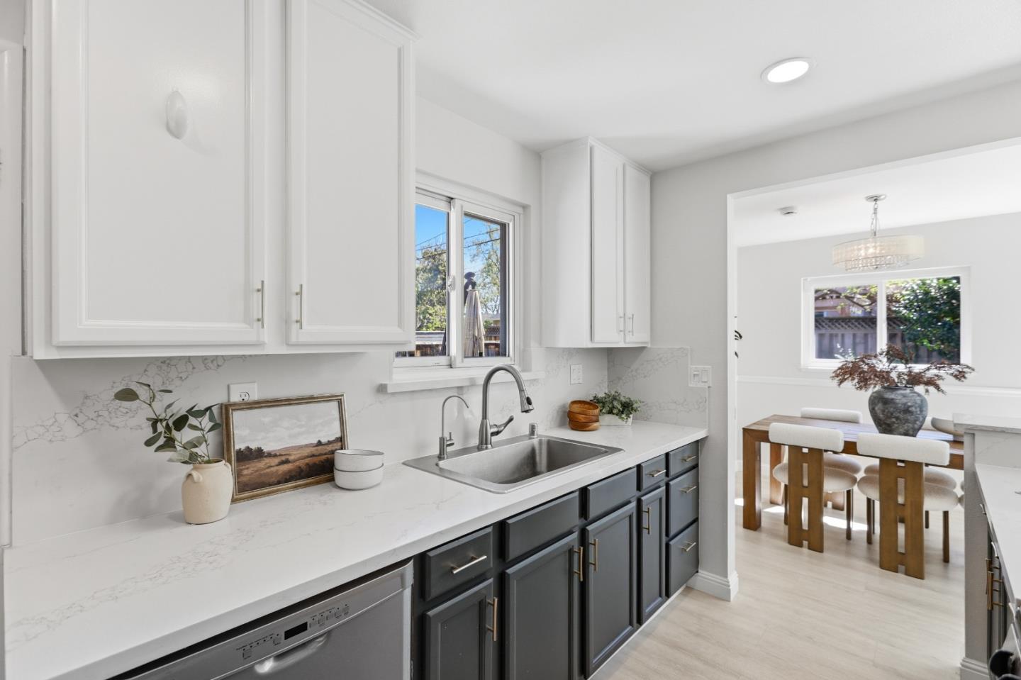 Detail Gallery Image 32 of 59 For 2242 Cabrillo Ave, Santa Clara,  CA 95050 - 3 Beds | 2 Baths