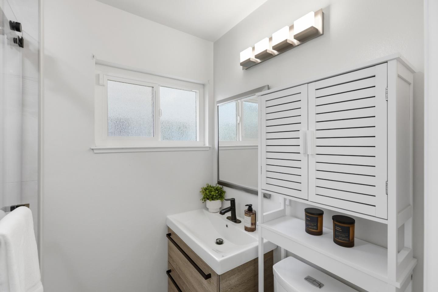 Detail Gallery Image 42 of 59 For 2242 Cabrillo Ave, Santa Clara,  CA 95050 - 3 Beds | 2 Baths