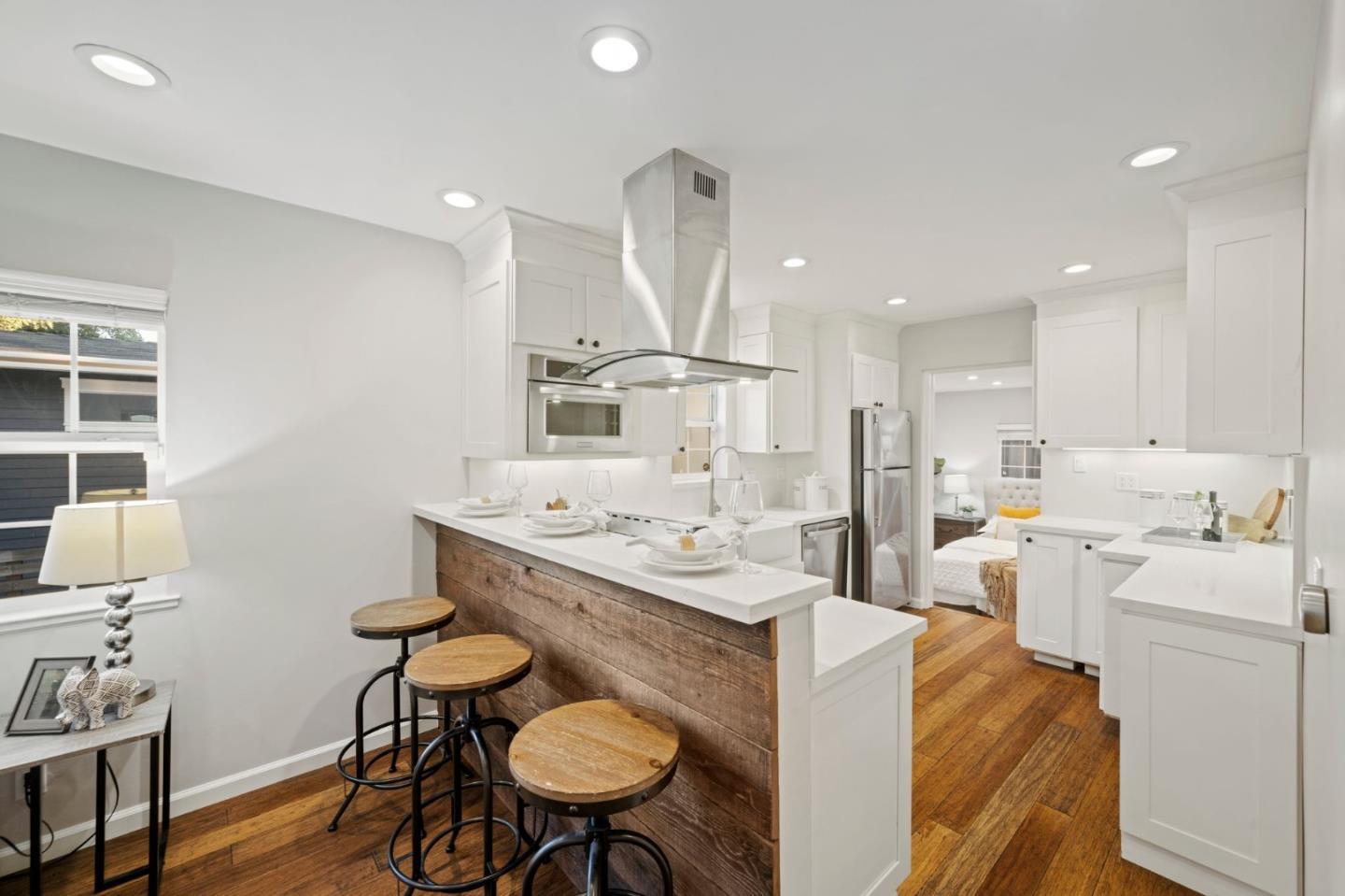 Detail Gallery Image 13 of 33 For 920 W Julian St, San Jose,  CA 95126 - 2 Beds | 1 Baths