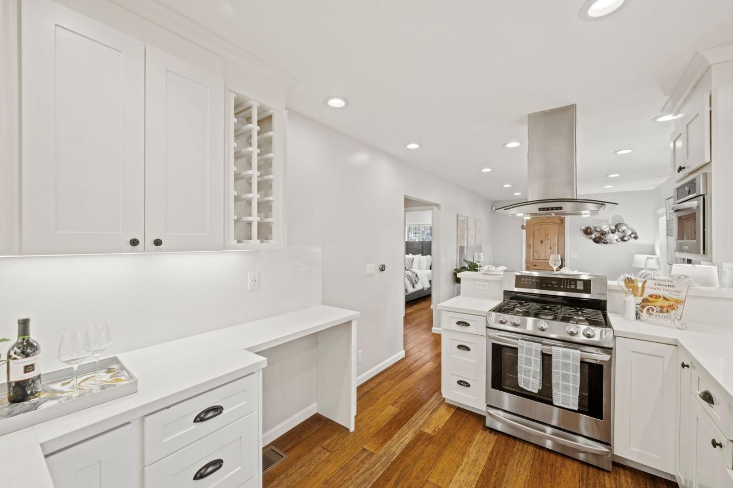 Detail Gallery Image 14 of 33 For 920 W Julian St, San Jose,  CA 95126 - 2 Beds | 1 Baths