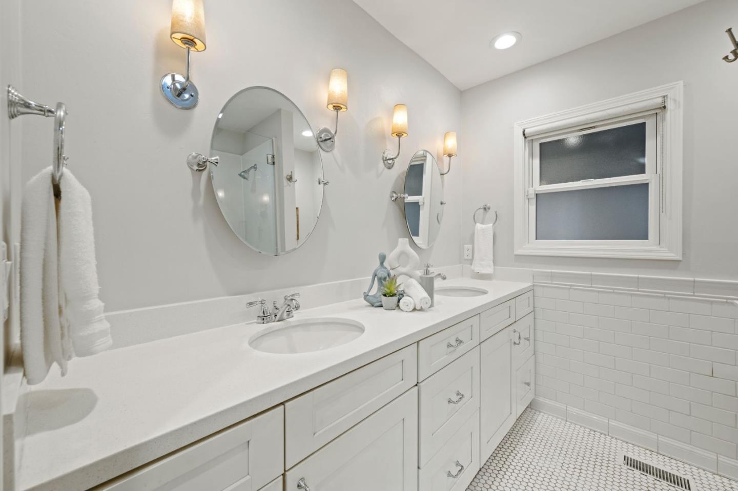 Detail Gallery Image 19 of 33 For 920 W Julian St, San Jose,  CA 95126 - 2 Beds | 1 Baths