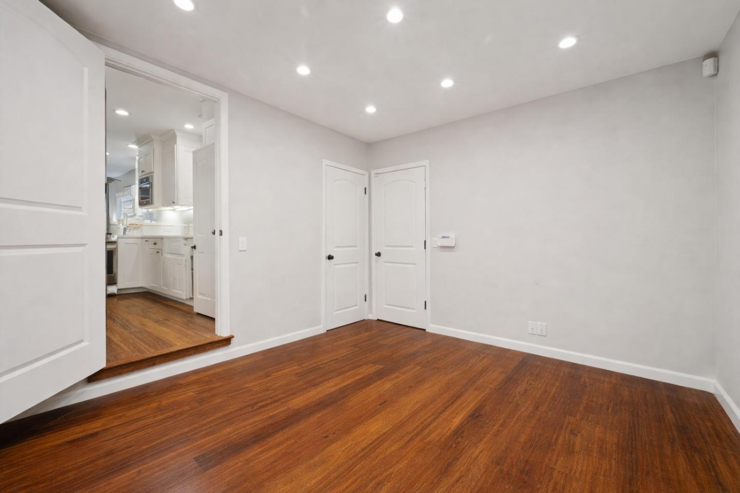 Detail Gallery Image 23 of 33 For 920 W Julian St, San Jose,  CA 95126 - 2 Beds | 1 Baths