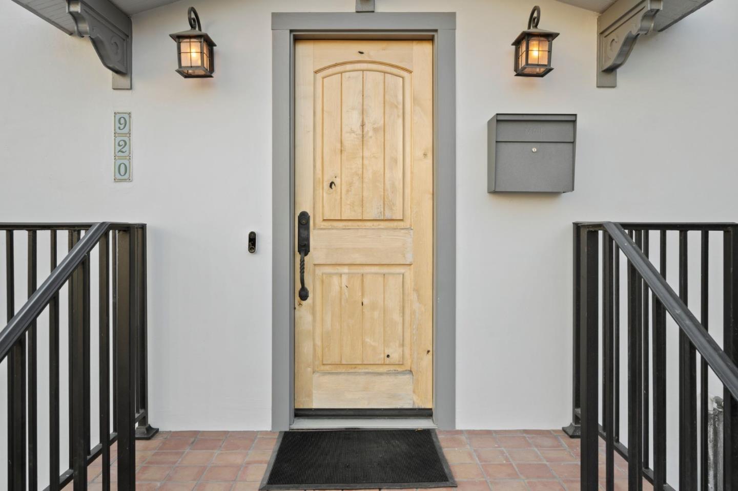 Detail Gallery Image 7 of 33 For 920 W Julian St, San Jose,  CA 95126 - 2 Beds | 1 Baths