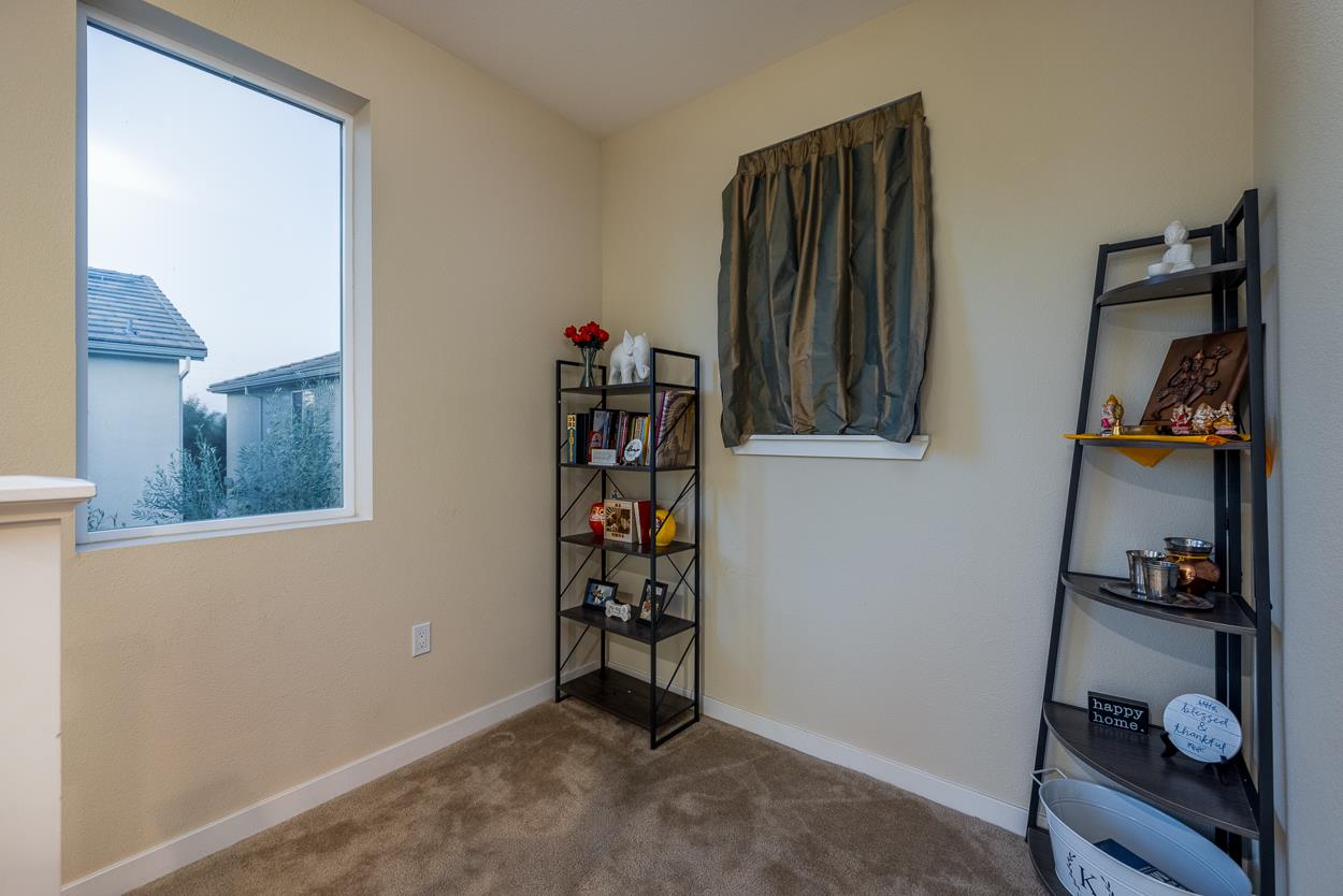 Detail Gallery Image 11 of 25 For 1290 Marille, Hollister,  CA 95023 - 3 Beds | 2/1 Baths