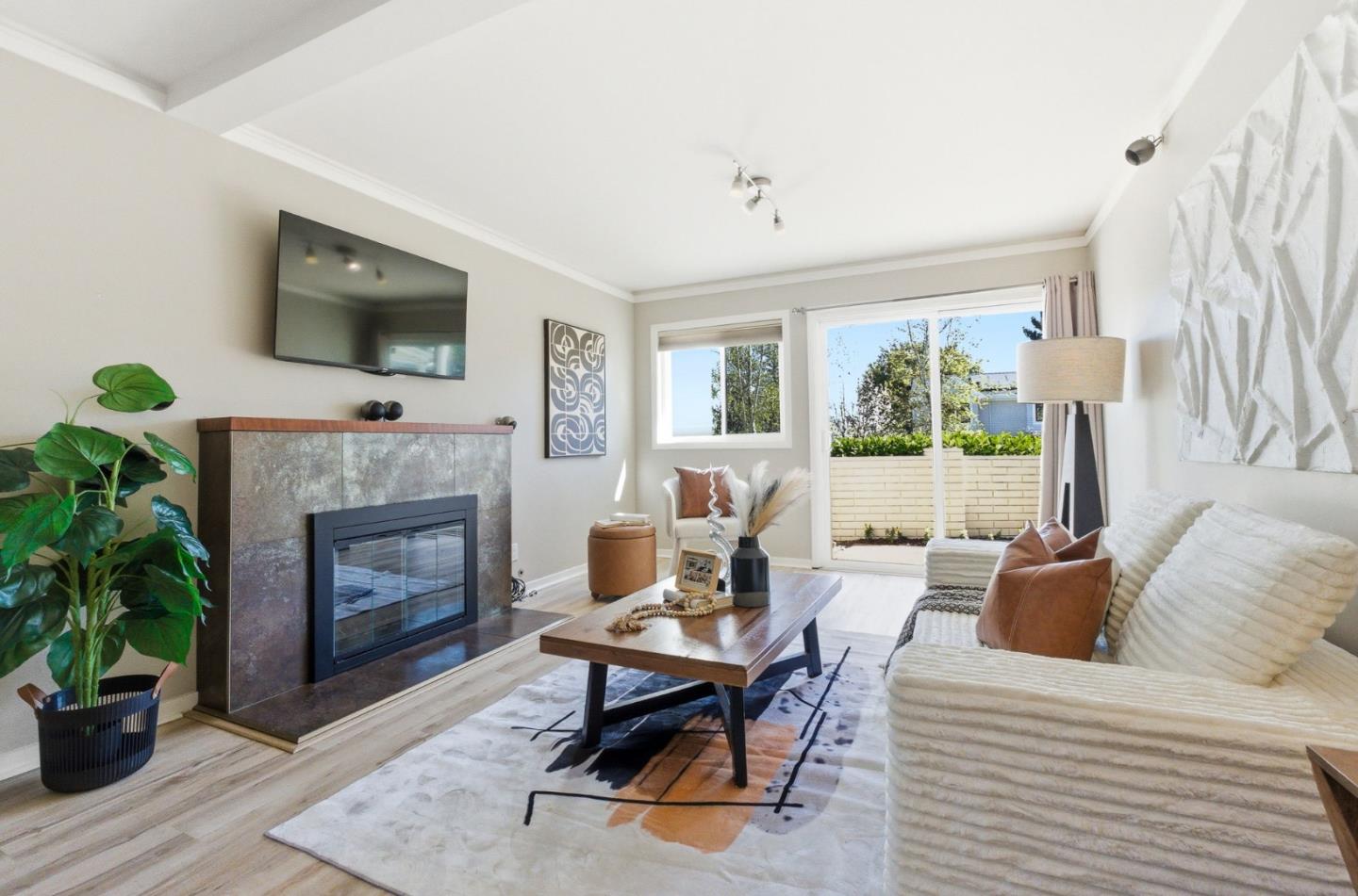 Detail Gallery Image 12 of 47 For 600 Pennsylvania Ave #14,  Los Gatos,  CA 95030 - 1 Beds | 1/1 Baths