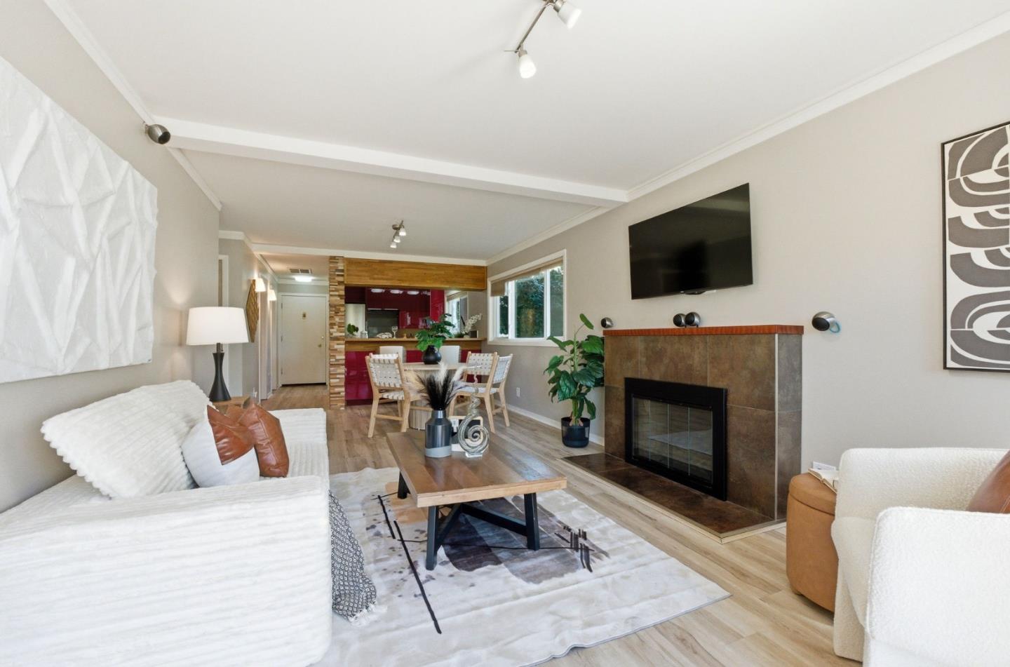 Detail Gallery Image 14 of 47 For 600 Pennsylvania Ave #14,  Los Gatos,  CA 95030 - 1 Beds | 1/1 Baths