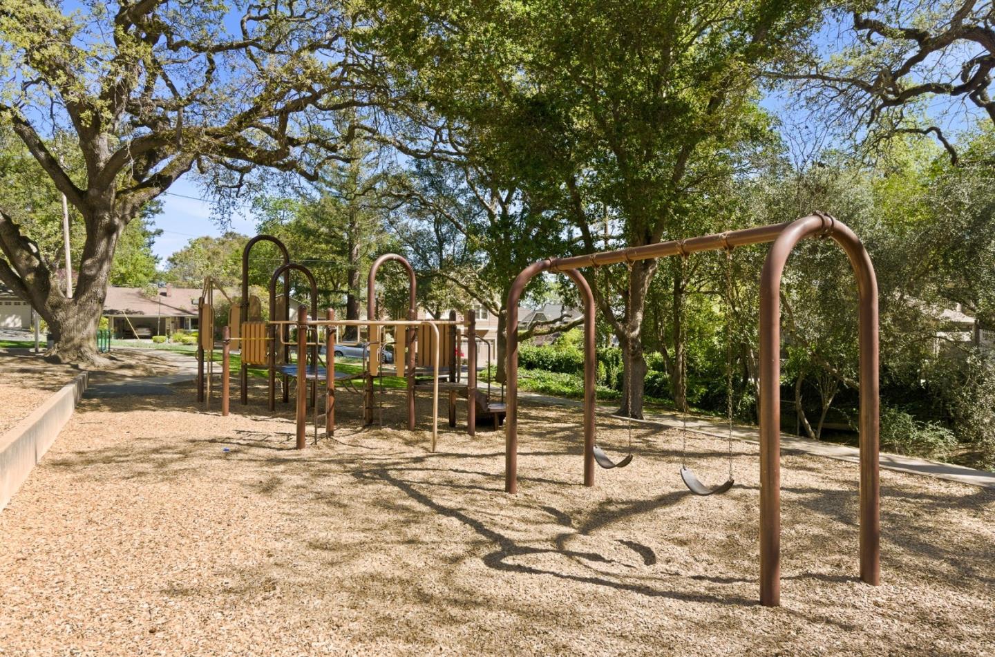 Detail Gallery Image 34 of 47 For 600 Pennsylvania Ave #14,  Los Gatos,  CA 95030 - 1 Beds | 1/1 Baths