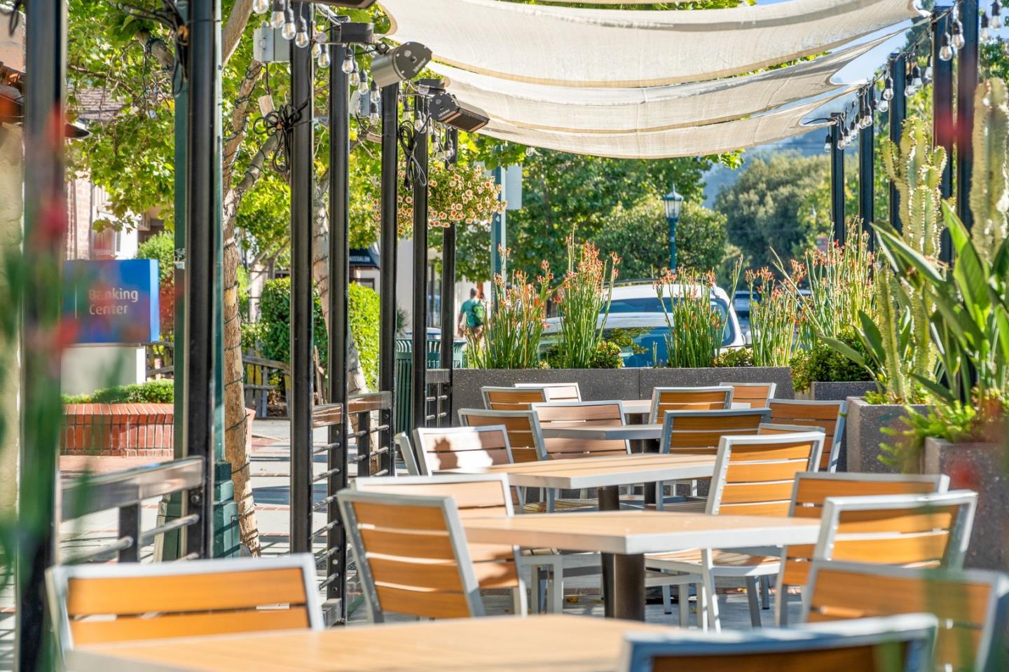 Detail Gallery Image 42 of 47 For 600 Pennsylvania Ave #14,  Los Gatos,  CA 95030 - 1 Beds | 1/1 Baths