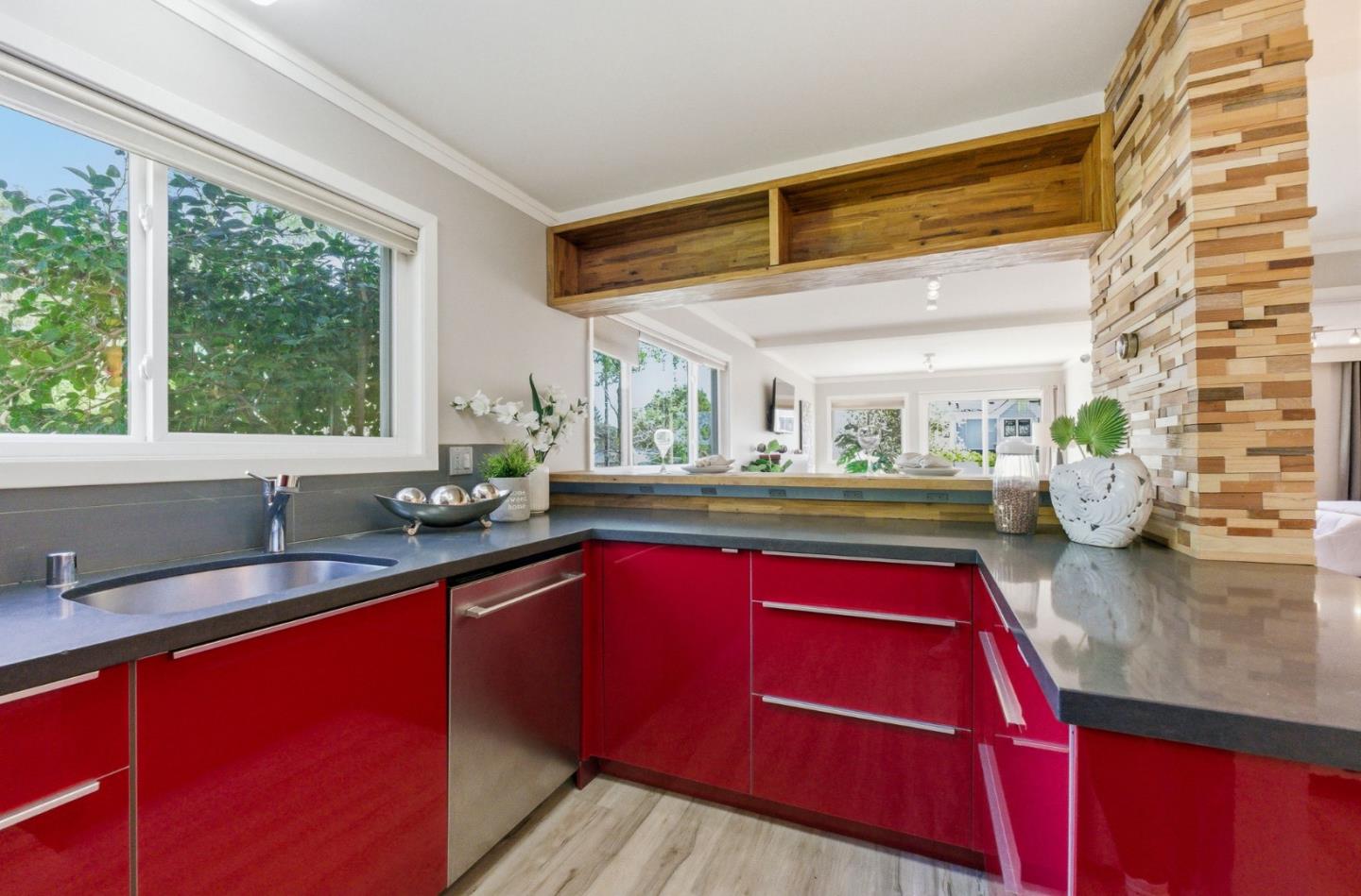 Detail Gallery Image 6 of 47 For 600 Pennsylvania Ave #14,  Los Gatos,  CA 95030 - 1 Beds | 1/1 Baths