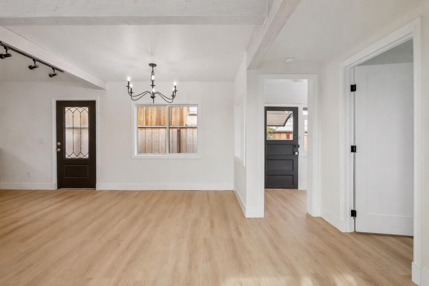 Detail Gallery Image 7 of 25 For 360 Bradford St, San Francisco,  CA 94110 - 1 Beds | 1 Baths