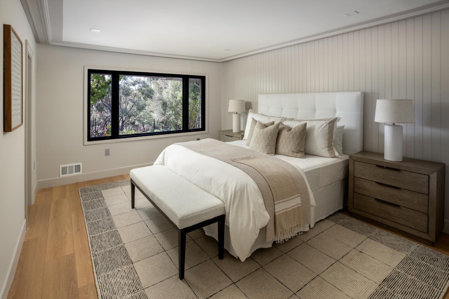 Detail Gallery Image 24 of 56 For 26201 Dori Ln, Los Altos Hills,  CA 94022 - 4 Beds | 4/1 Baths