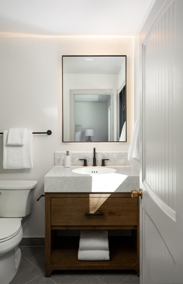 Detail Gallery Image 31 of 56 For 26201 Dori Ln, Los Altos Hills,  CA 94022 - 4 Beds | 4/1 Baths