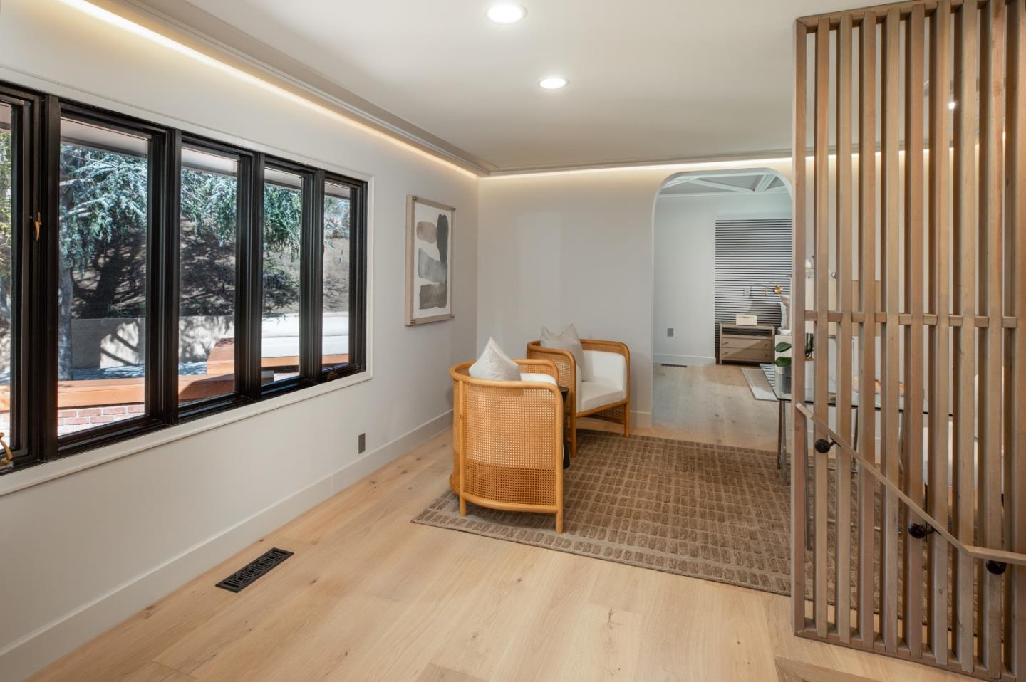 Detail Gallery Image 33 of 56 For 26201 Dori Ln, Los Altos Hills,  CA 94022 - 4 Beds | 4/1 Baths