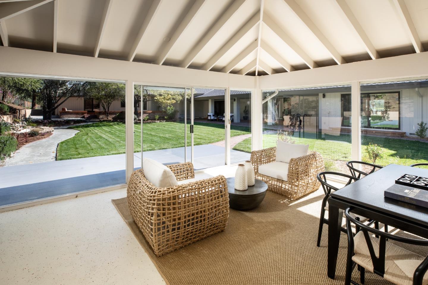 Detail Gallery Image 45 of 56 For 26201 Dori Ln, Los Altos Hills,  CA 94022 - 4 Beds | 4/1 Baths