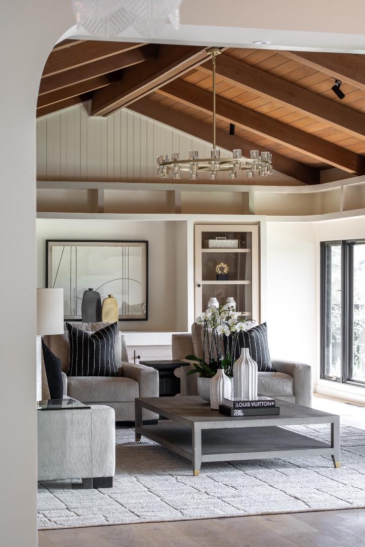 Detail Gallery Image 7 of 56 For 26201 Dori Ln, Los Altos Hills,  CA 94022 - 4 Beds | 4/1 Baths