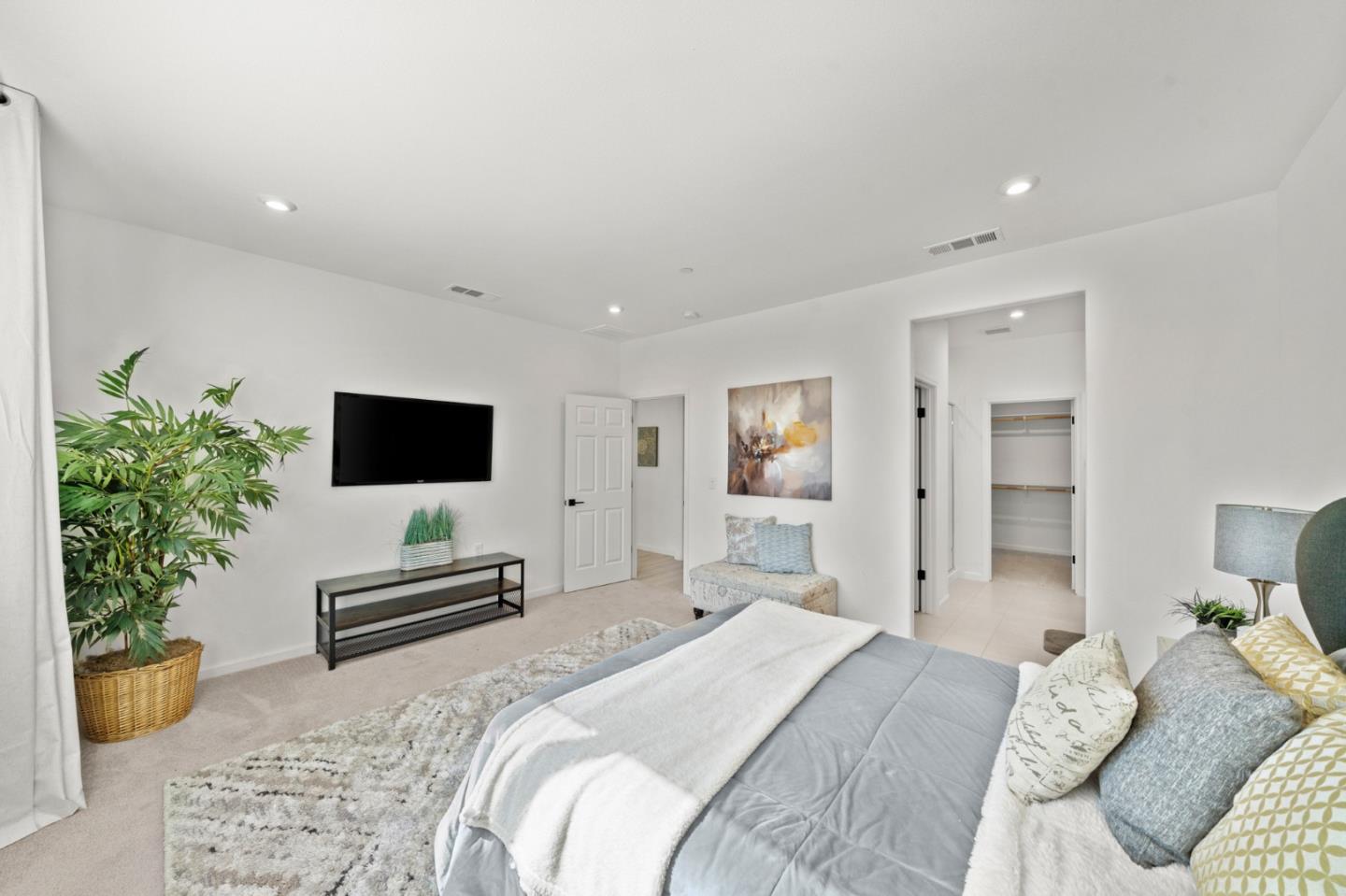 Detail Gallery Image 19 of 43 For 9264 Odyssey Cir, Elk Grove,  CA 95624 - 4 Beds | 2/1 Baths