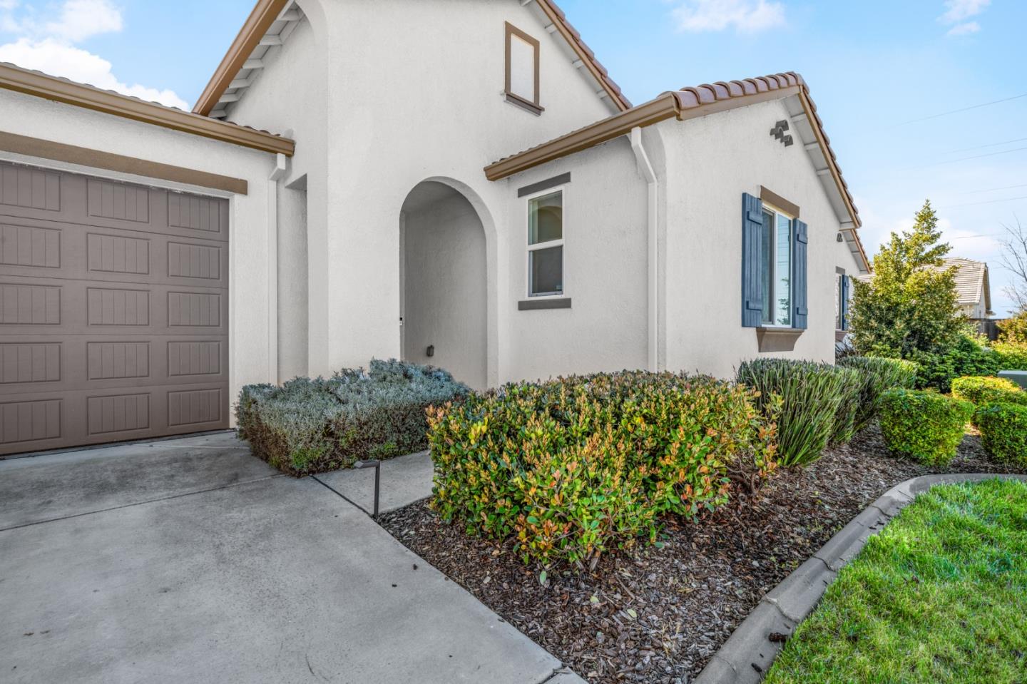 Detail Gallery Image 35 of 43 For 9264 Odyssey Cir, Elk Grove,  CA 95624 - 4 Beds | 2/1 Baths