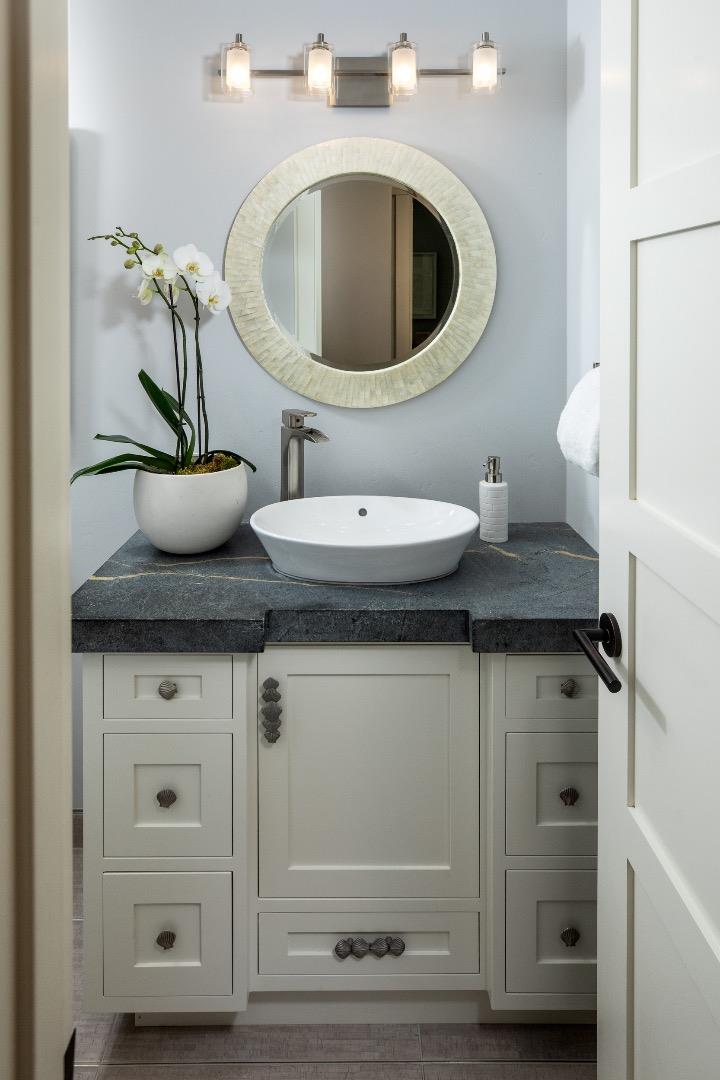 Detail Gallery Image 20 of 54 For 253 Fremont Ave, Los Altos,  CA 94024 - 5 Beds | 6/2 Baths