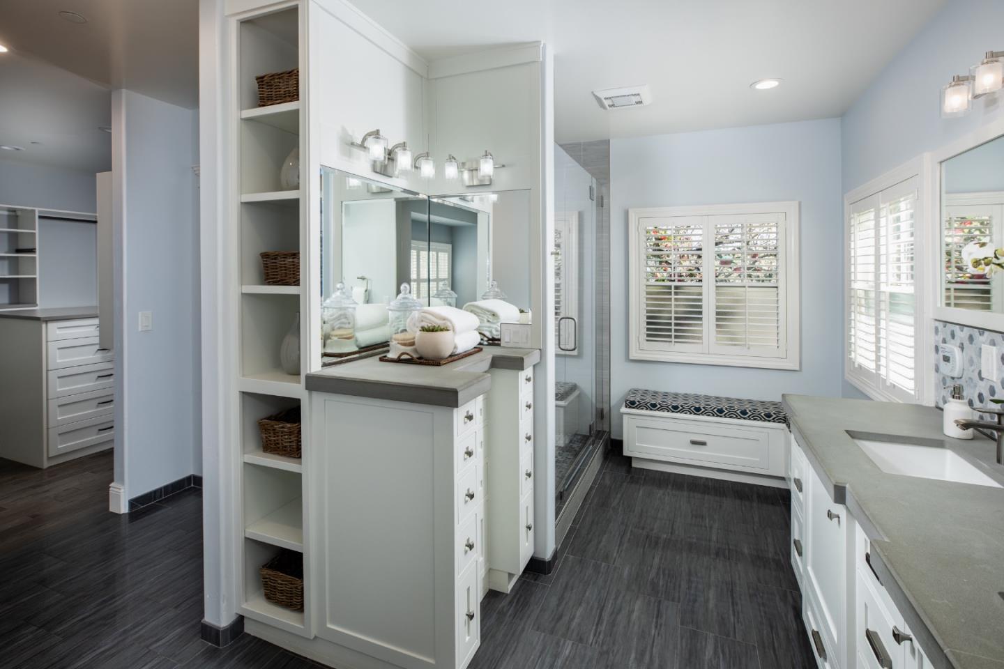 Detail Gallery Image 22 of 54 For 253 Fremont Ave, Los Altos,  CA 94024 - 5 Beds | 6/2 Baths