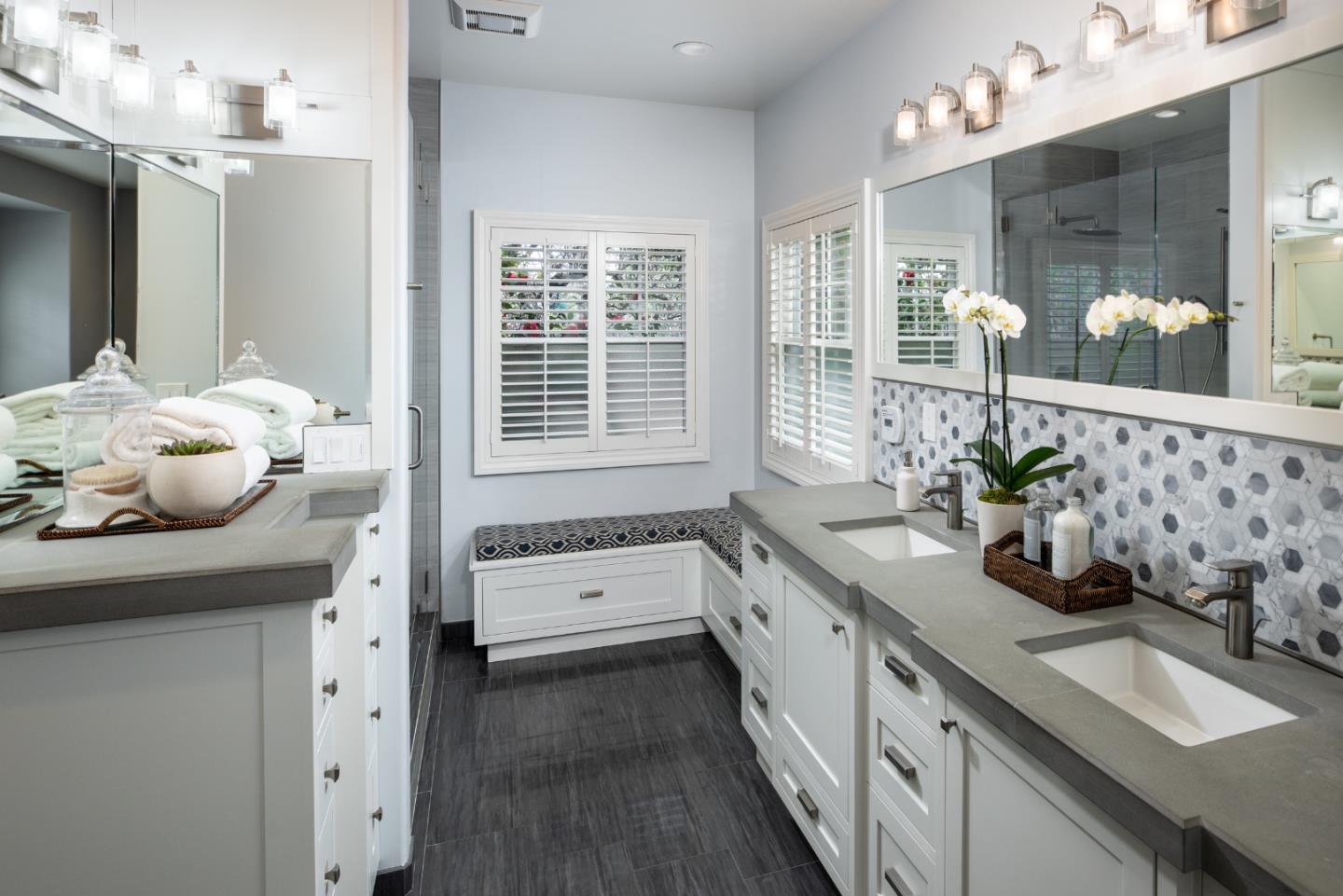 Detail Gallery Image 23 of 54 For 253 Fremont Ave, Los Altos,  CA 94024 - 5 Beds | 6/2 Baths