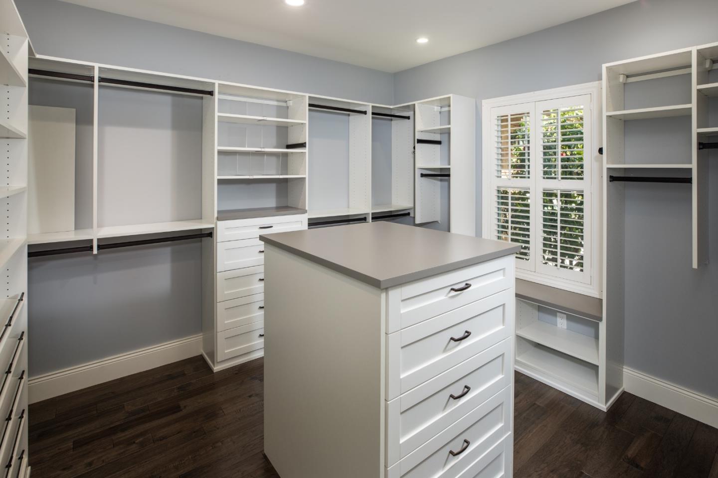 Detail Gallery Image 25 of 54 For 253 Fremont Ave, Los Altos,  CA 94024 - 5 Beds | 6/2 Baths