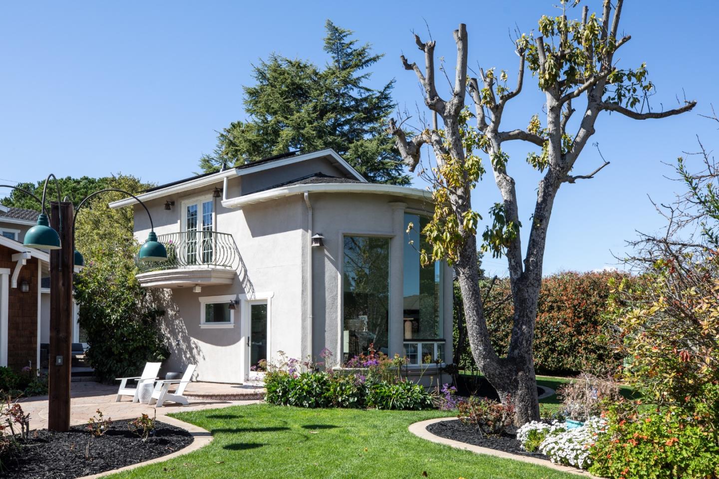 Detail Gallery Image 36 of 54 For 253 Fremont Ave, Los Altos,  CA 94024 - 5 Beds | 6/2 Baths