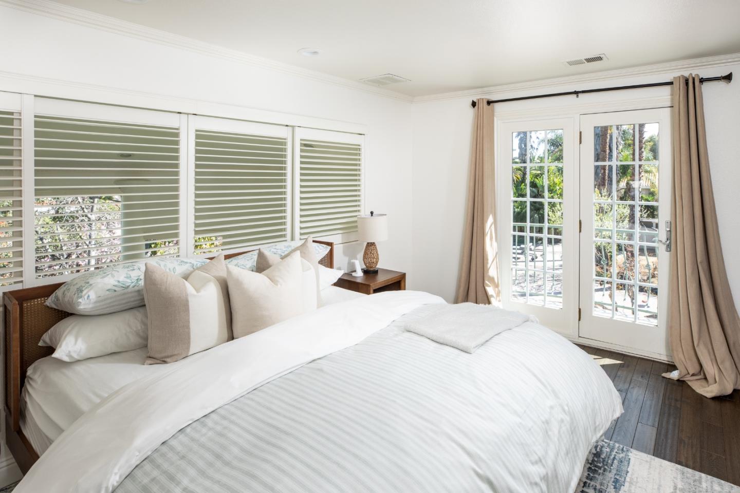 Detail Gallery Image 40 of 54 For 253 Fremont Ave, Los Altos,  CA 94024 - 5 Beds | 6/2 Baths