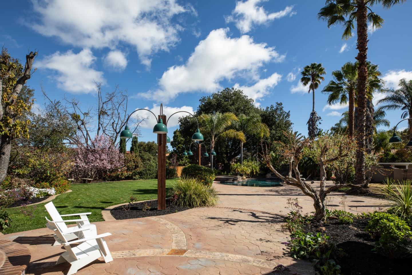 Detail Gallery Image 43 of 54 For 253 Fremont Ave, Los Altos,  CA 94024 - 5 Beds | 6/2 Baths